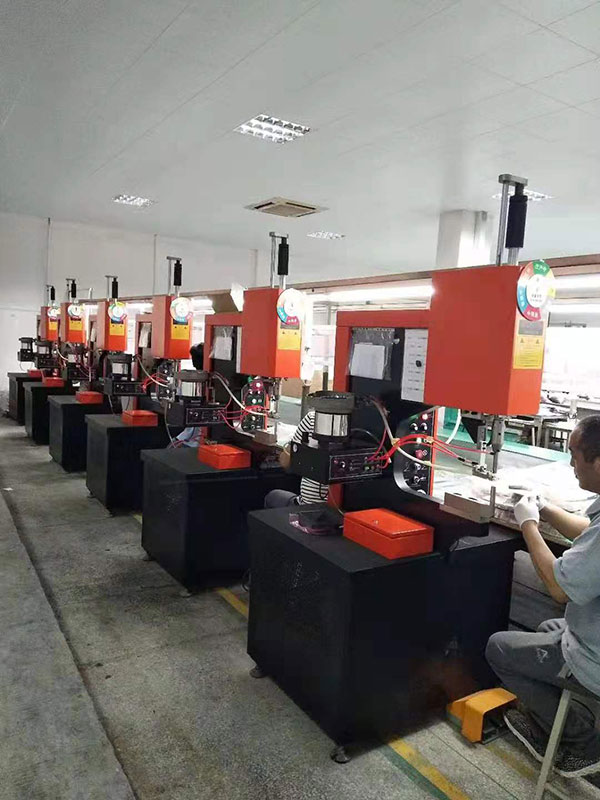 智能壓鉚機：詳細介紹智能壓鉚機的概念